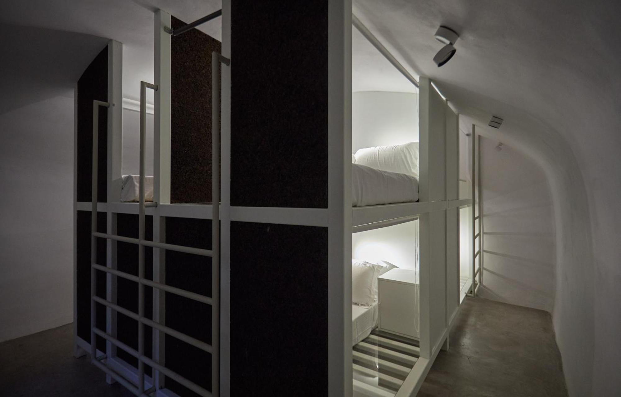 Hostel 16 Oia エクステリア 写真